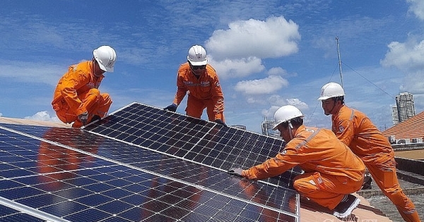 EVNHCMC triển khai nhiều giải pháp thúc đẩy điện mặt trời mái nhà tại TP. Hồ Chí Minh