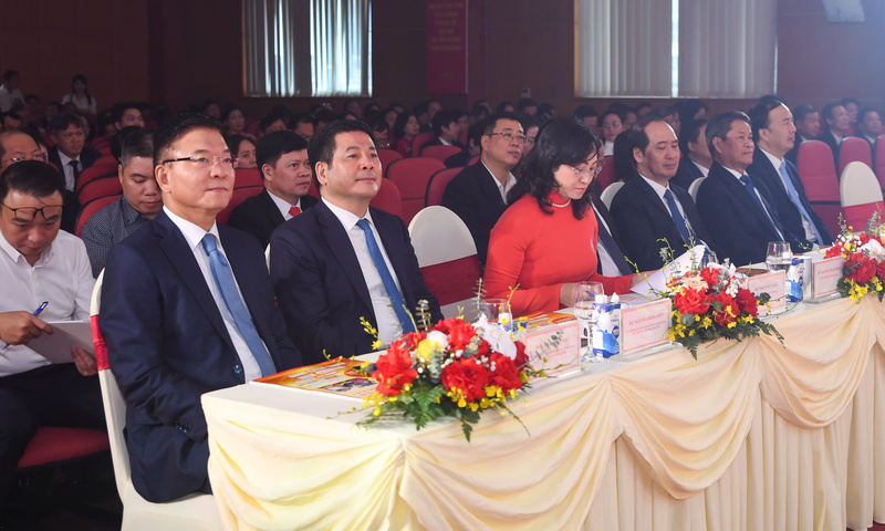 Phó Thủ tướng Lê Thành Long dự Đại hội thi đua yêu nước ngành Công Thương lần thứ IV