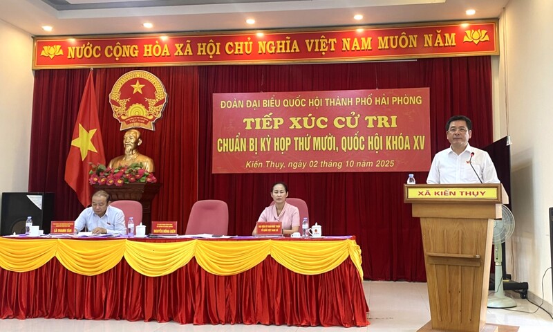 Bộ trưởng Nguyễn Hồng Diên tiếp xúc cử tri tại thành phố Hải Phòng