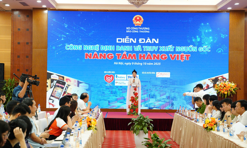 Chùm ảnh: Diễn đàn công nghệ định danh và truy xuất nguồn gốc 