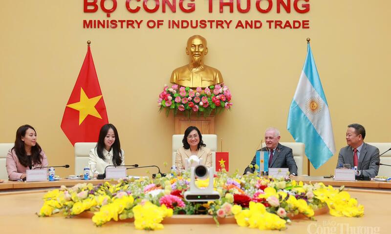 Kỳ họp lần VIII Ủy ban liên Chính phủ Việt Nam - Argentina