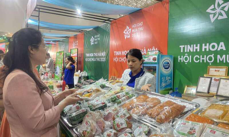 Hà Nội tăng cường kiểm soát chất lượng hàng hóa tại Hội chợ Mùa Thu 