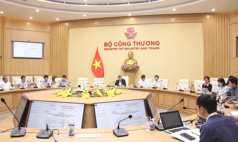 Hoàn thiện dự thảo Nghị định xử phạt vi phạm trong lĩnh vực điện lực