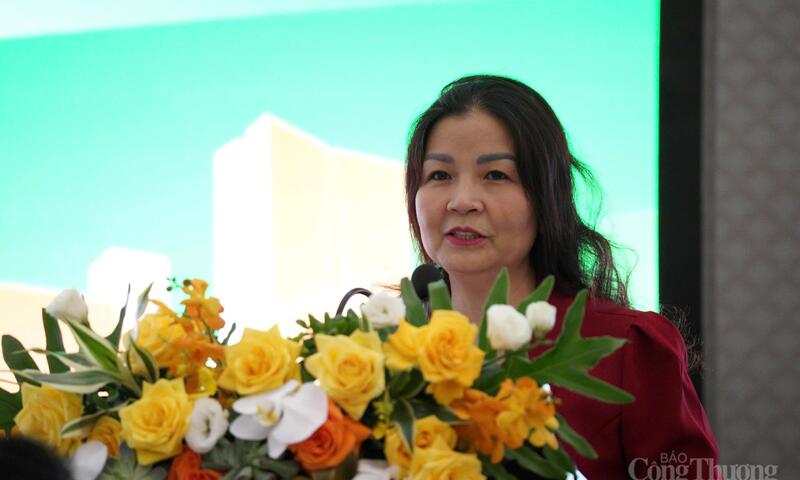 Bán lẻ Việt Nam trước làn sóng tiêu dùng mới: Số hóa hay bị bỏ lại?