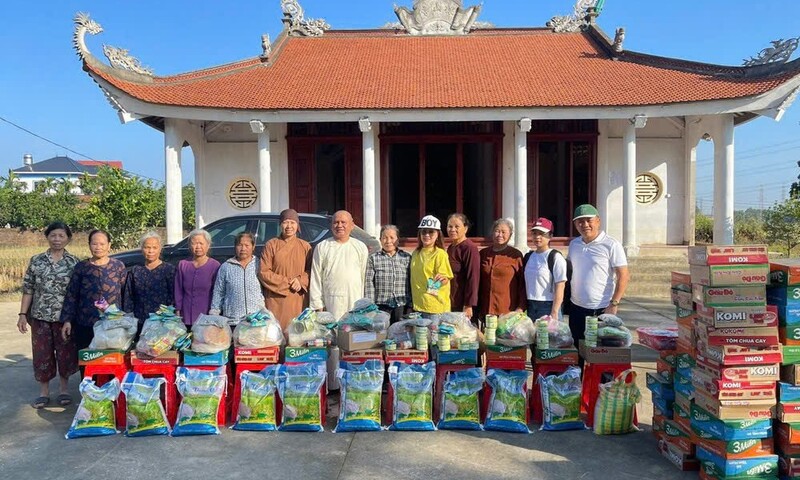 Những chuyến xe nghĩa tình từ Gia Lai hướng về vùng lũ