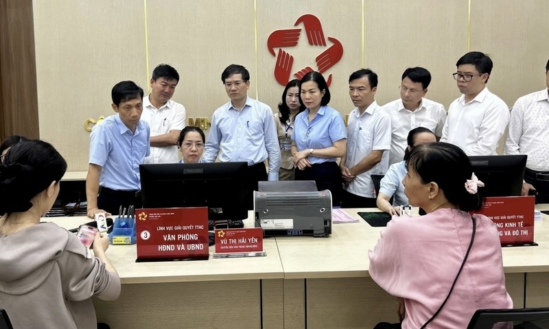 Khắc phục những tồn tại để cấp xã chuyển từ quản lý sang kiến tạo