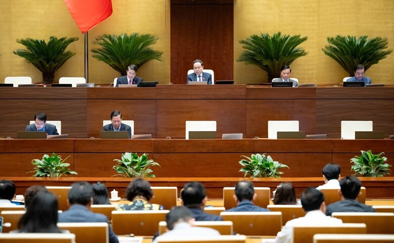 Xây dựng cơ chế đặc thù, vượt trội thu hút triển khai dự án năng lượng 