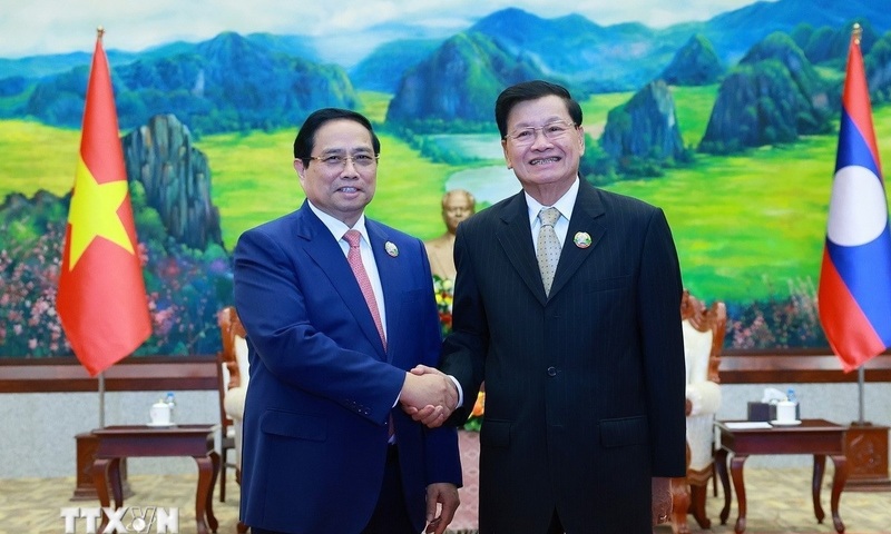 Việt Nam luôn dành ưu tiên cao nhất cho quan hệ đặc biệt với Lào