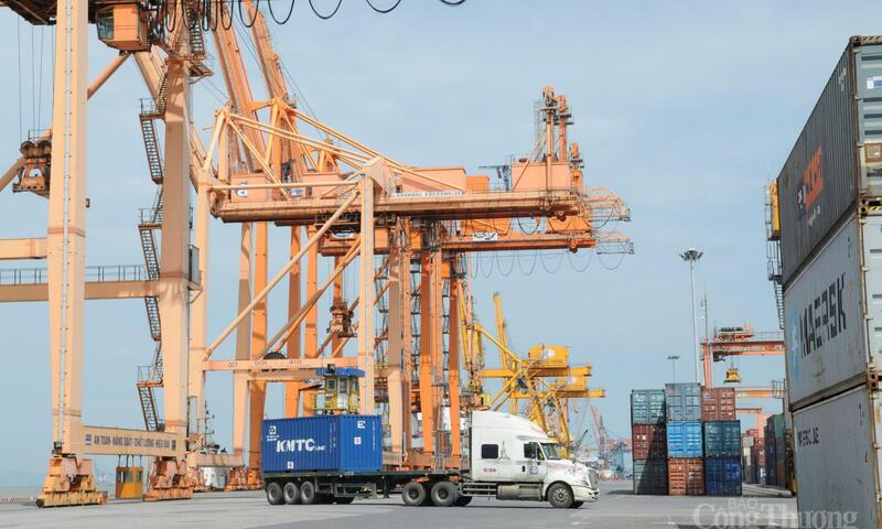 Xuất nhập khẩu vượt 839 tỷ USD, xuất siêu 20,53 tỷ USD 