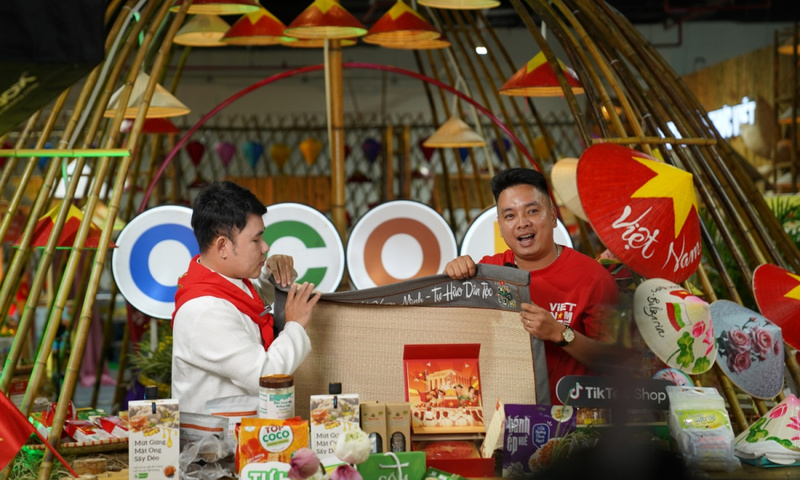 Mở cửa thị trường phi truyền thống bằng thương mại điện tử