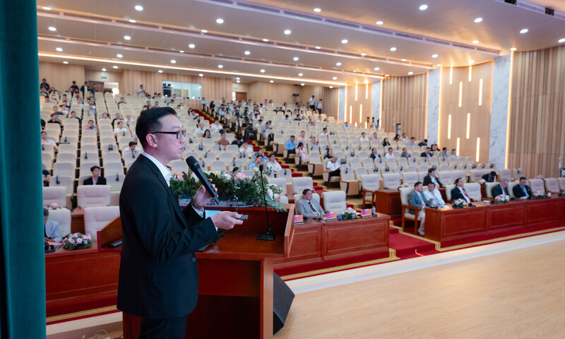 ThS.BS Vũ Văn Thức ra mắt kỹ thuật giảm sẹo trong phẫu thuật tại HSAPS 2025