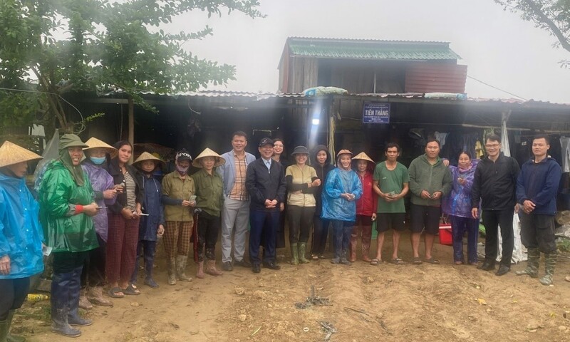 Hỗ trợ sinh kế hợp tác xã tại miền Trung sau bão lũ