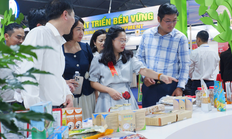 Nông sản Việt ghi dấu ấn tại hội chợ hàng công nghiệp nông thôn 2025