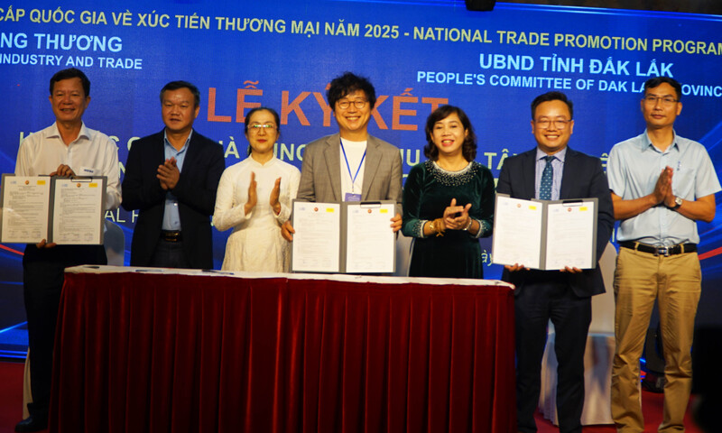 Doanh nghiệp ngoại ký kết gần 70 biên bản ghi nhớ mua nông sản Tây Nguyên 