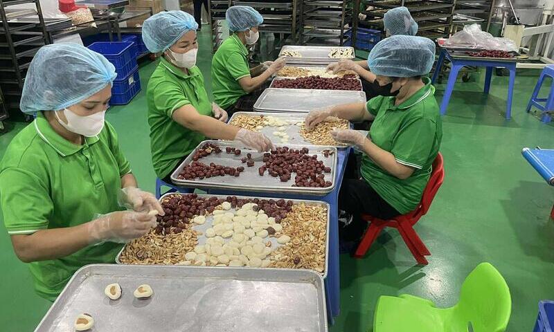 Hà Nội: Tăng cường kiểm soát thị trường bánh kẹo  dịp Tết Nguyên đán