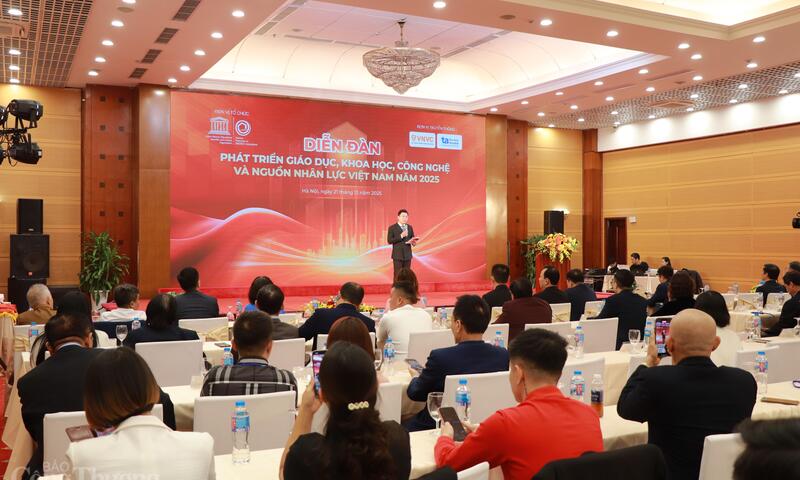 Khuyến khích tổ chức, cá nhân phát triển giáo dục, công nghệ, nhân lực