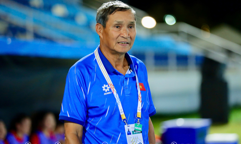 Huấn luyện viên Mai Đức Chung tiếp tục dẫn dắt đội tuyển nữ Việt Nam