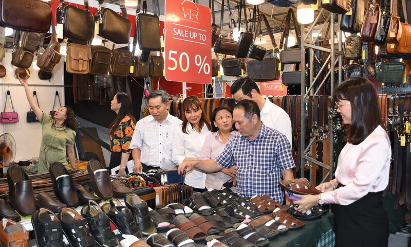 Rộn ràng mua sắm Xuân 2026: Điểm hẹn kết nối hàng Việt 