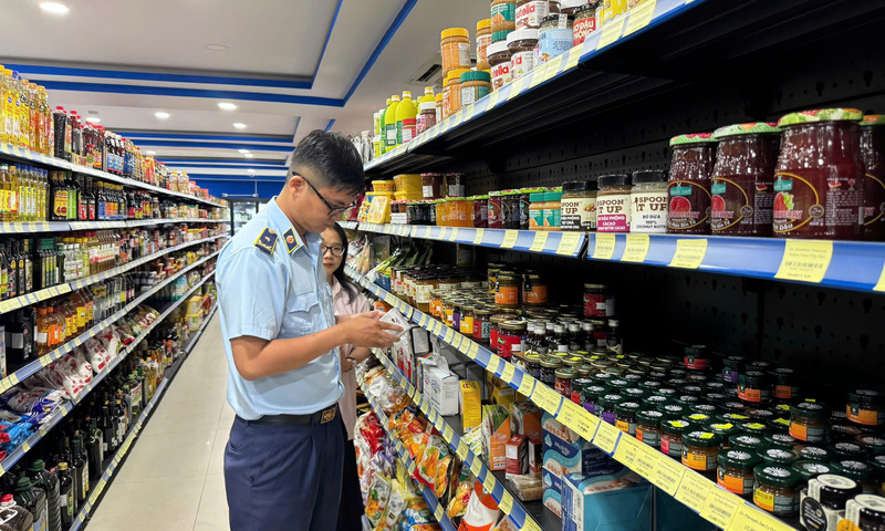 Khánh Hòa mở cao điểm chống buôn lậu, hàng giả dịp tết Bính Ngọ