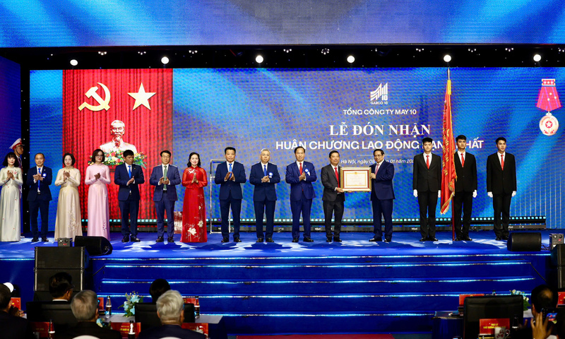 Thủ tướng giao 5 nhiệm vụ trọng tâm cho ngành dệt may và May 10