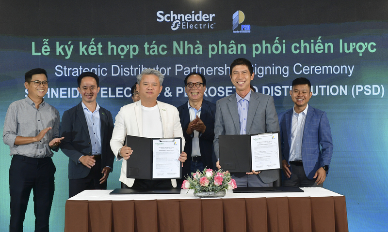 Schneider Electric ký kết hợp tác chiến lược với Petrosetco Distribution