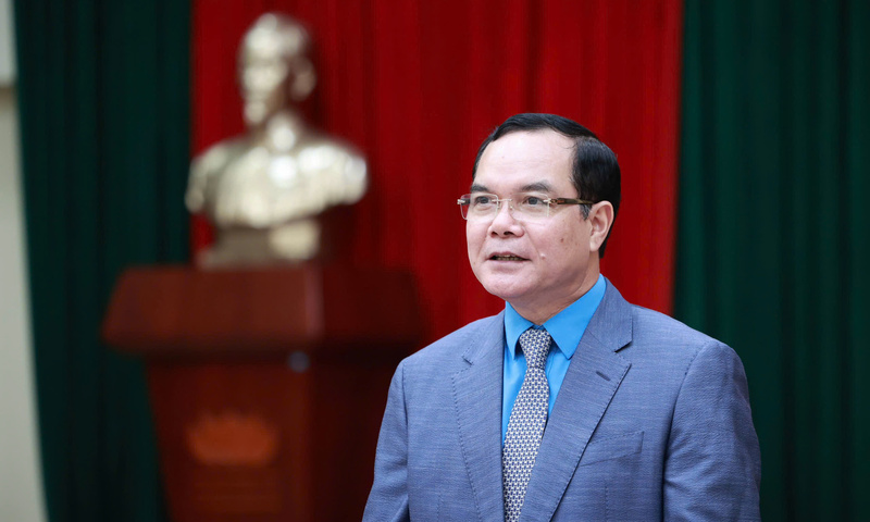 Đồng chí Nguyễn Đình Khang – Ủy viên BCH Trung ương Đảng, Phó Chủ tịch Ủy ban Trung ương MTTQ Việt Nam, Bí thư Đảng ủy, Chủ tịch Tổng LĐLĐ Việt Nam: Xây dựng giai cấp công nhân Việt Nam hiện đại, lớn mạnh trong kỷ nguyên phát triển mới của dân tộc