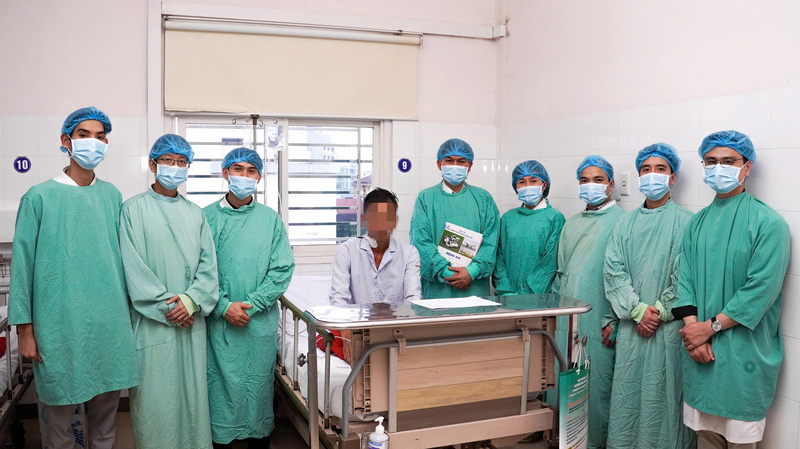 Lần đầu Việt Nam thực hiện cắt và ghép hai thận trong 1 ca phẫu thuật