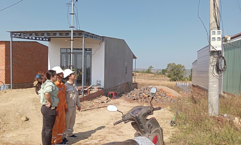 Gia Lai: Điện sáng, xuân về trên vùng tái định cư Lơ Pang