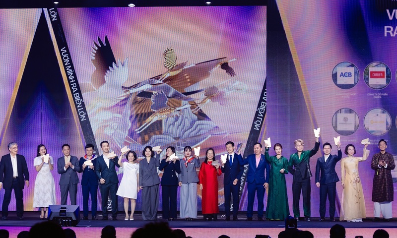Nhiều doanh nghiệp, nhân vật truyền cảm hứng được vinh danh tại WeChoice Awards 2025