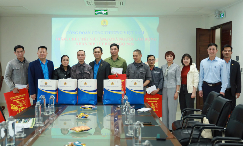Giữ nhịp mùa xuân cho người lao động ngành Công Thương