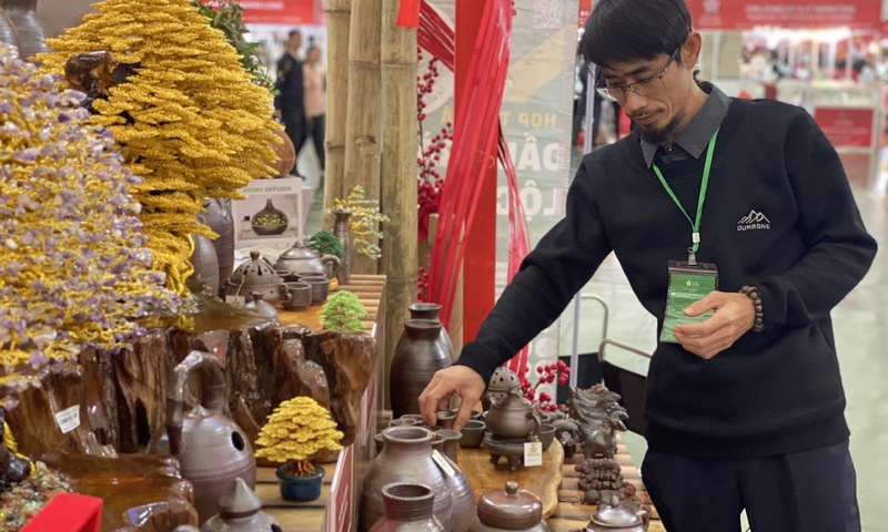 Trò chuyện với người giữ lửa gốm Phước Tích