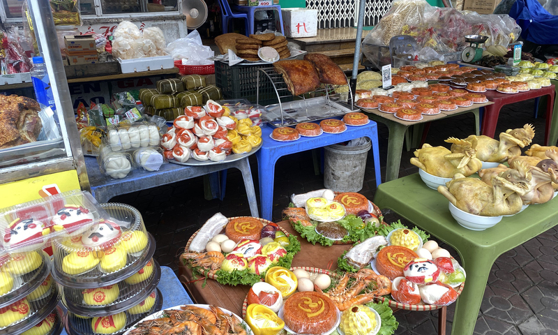 Đồ lễ trọn gói 'lên ngôi' ngày vía Thần Tài