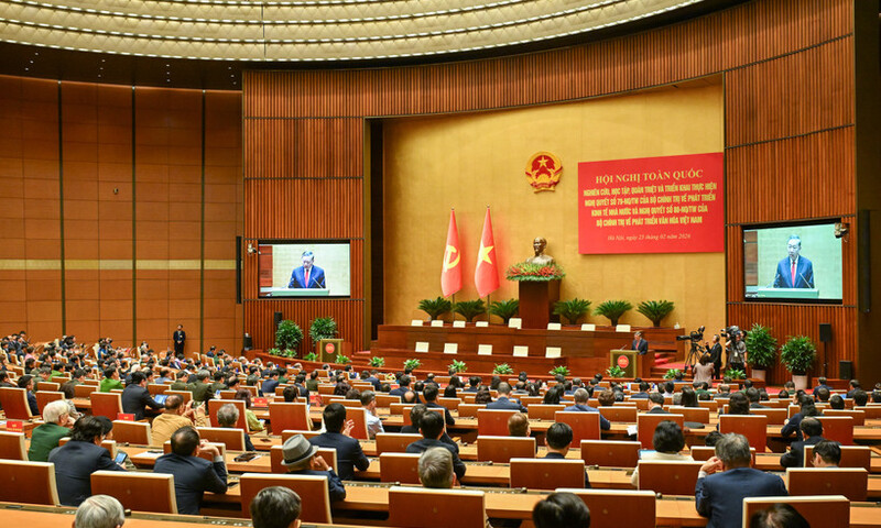 Thực thi nghị quyết của Đảng và văn hoá nêu gương