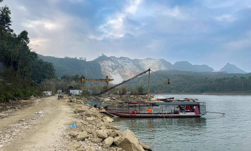 Siết quản lý tàu thủy chở khách sau tai nạn trên hồ Thác Bà