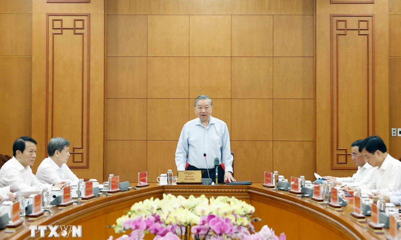 Tiếp tục kiên quyết, kiên trì đấu tranh phòng, chống tham nhũng