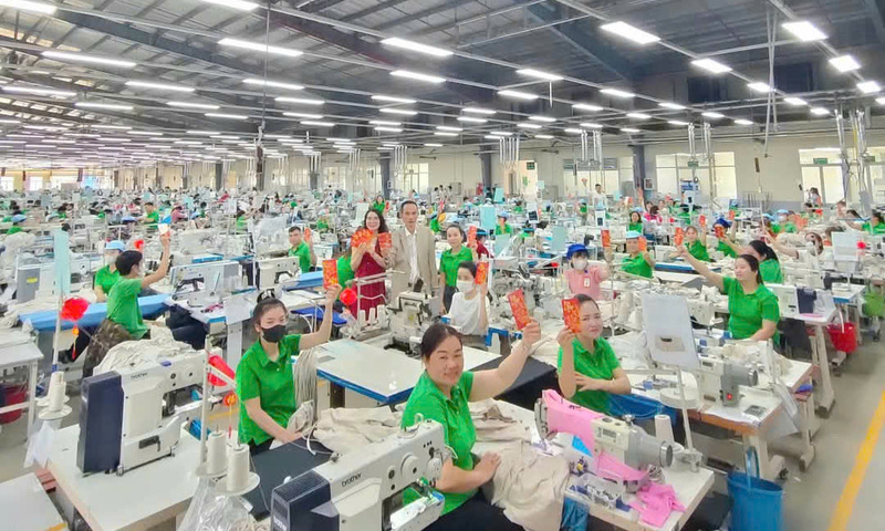 Thành phố Huế: Nhộn nhịp không khí lao động đầu năm 