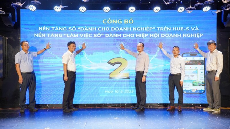 Thành phố Huế: Hỗ trợ người dân, doanh nghiệp chuyển đổi số