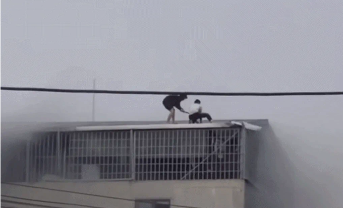 Người hùng không ở đâu xa