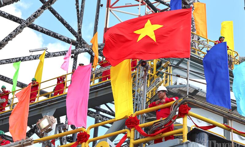 PV DRILLING IX:  Giàn khoan trẻ nhất và hiện đại nhất của PV Drilling 