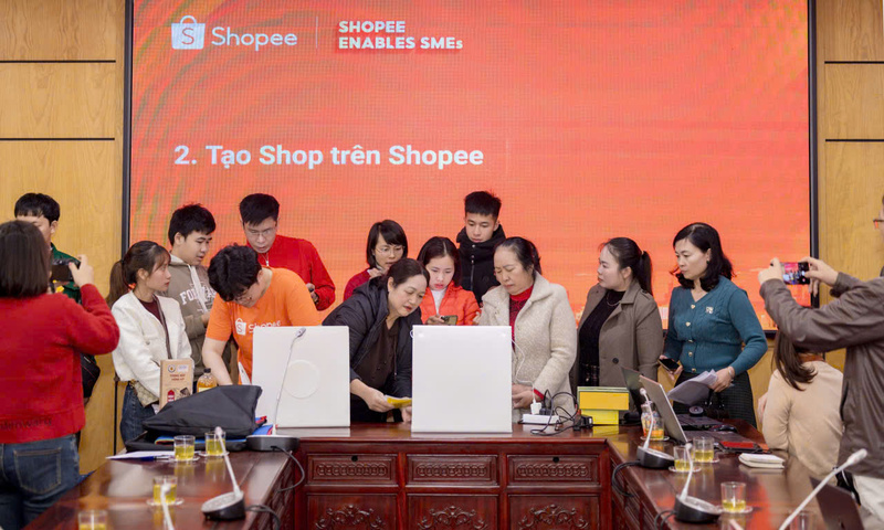 Shopee đẩy mạnh hỗ trợ SMEs Việt tăng trưởng trong kỷ nguyên mới của thương mại điện tử