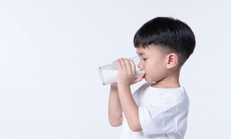 Quy định mới nhất về xử phạt hành chính lĩnh vực y tế, trong đó có sữa cho trẻ em