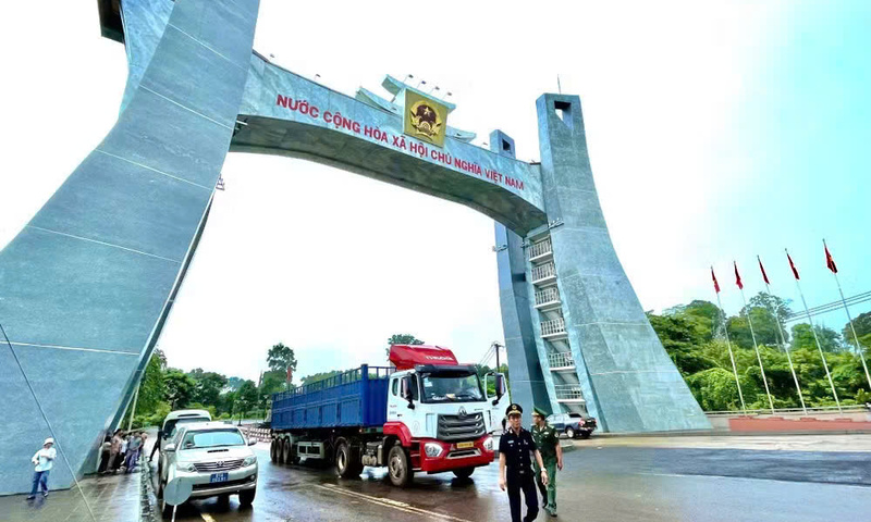 Gia Lai: Kim ngạch xuất nhập khẩu qua cửa khẩu vượt 64 triệu USD