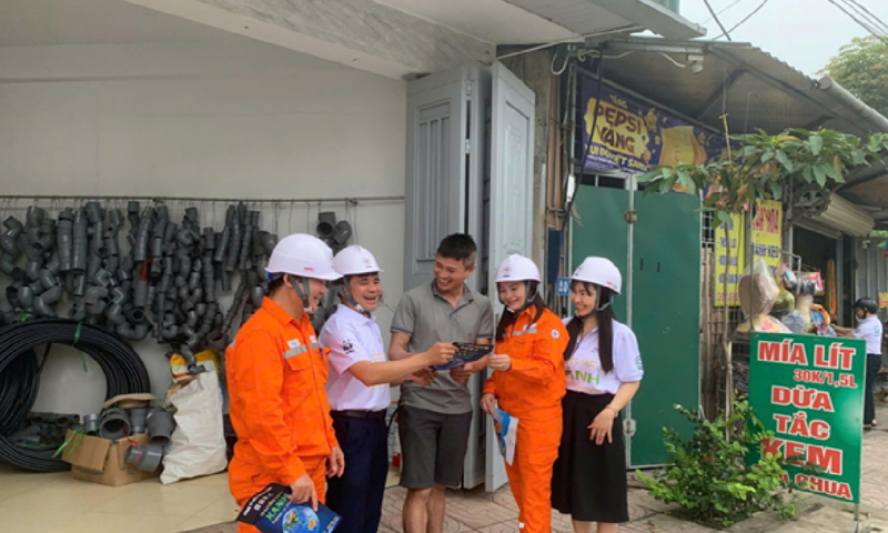 'Hạ nhiệt' hệ thống điện mùa nắng nóng nhờ điều chỉnh phụ tải