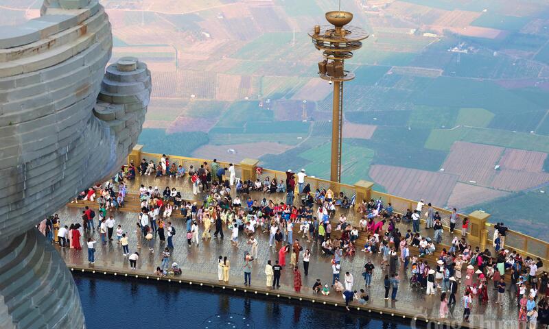 Tây Ninh 'đặt cược' vào du lịch, tham vọng trở thành ngành kinh tế mũi nhọn