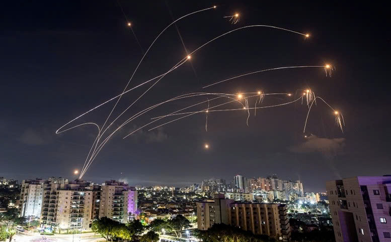 Chiến sự Trung Đông sáng 5/4: Iran bắn hạ hơn 160 UAV của đối phương