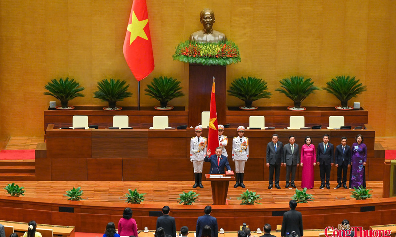 Chùm ảnh: Tổng Bí thư Tô Lâm tuyên thệ nhậm chức Chủ tịch nước
