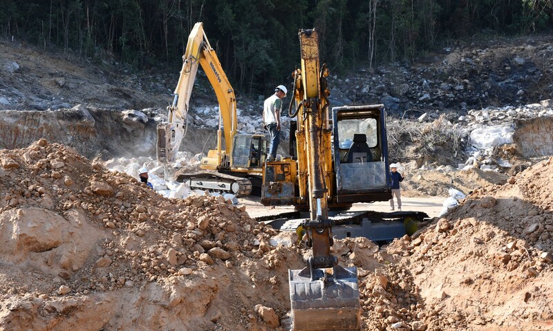 Gỡ 'nút thắt' mặt bằng, bảo đảm tiến độ các dự án điện tại Phú Quốc