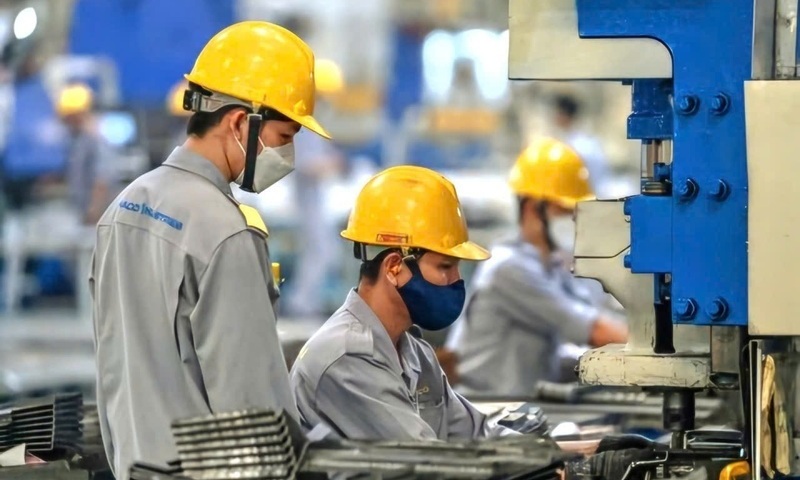 Vì sao công nghiệp và thương mại là chìa khóa tăng trưởng hai con số?