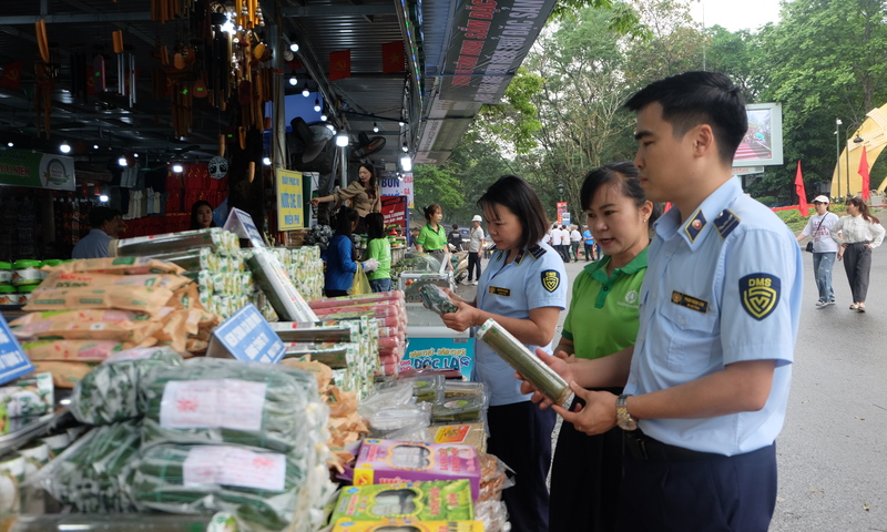 Siết quản lý thị trường, bảo đảm lễ hội Giỗ Tổ Hùng Vương văn minh, an toàn