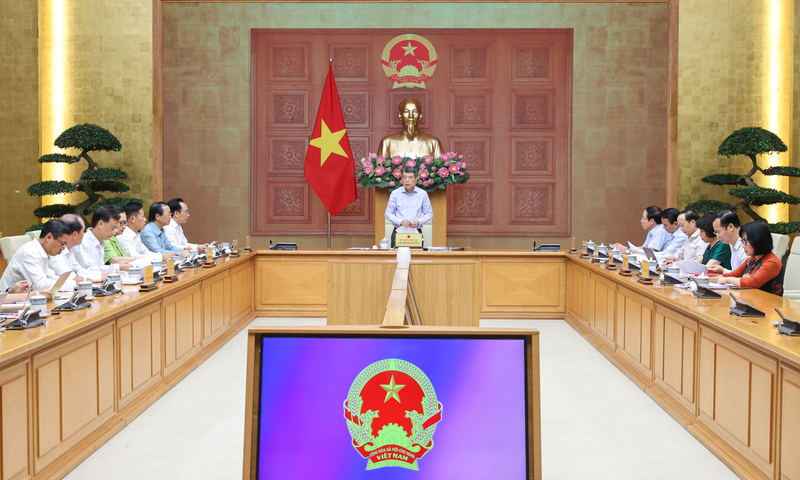 Thủ tướng: Giáo dục và đào tạo là quốc sách hàng đầu, đóng góp cho tăng trưởng kinh tế